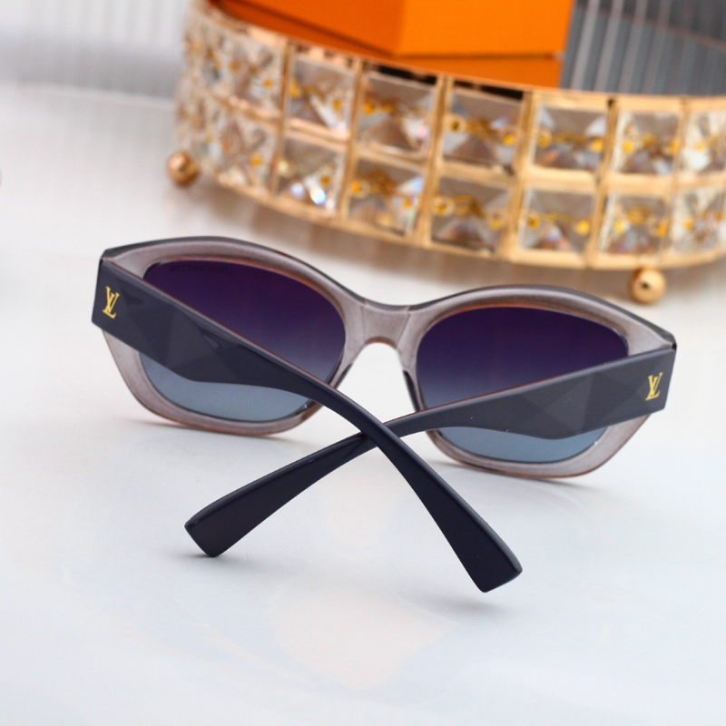 0707 Sunglasses with box