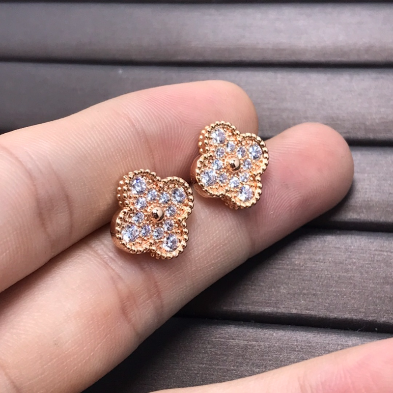 VAE61   Women's Starry Sky Large Earnail Jewelry