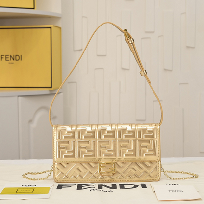 LFP6 Leather bag 21-5-11.5CM Shoulder bags