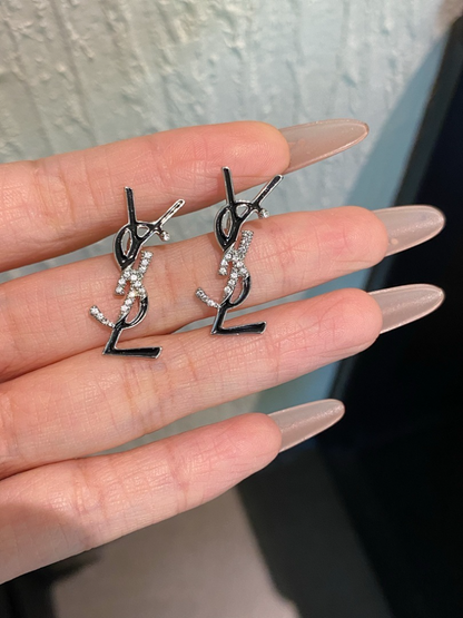A507   Women's new fashionable earrings and jewelry