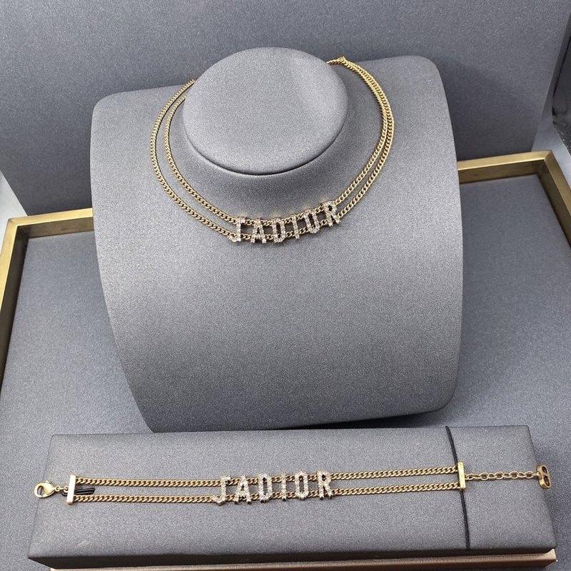 DIN13 Classic women necklace and bracelet jewellery set