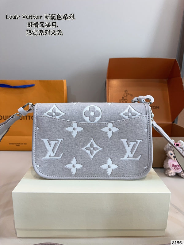 MLB8  French staff handbag 25 * 9 * 16cm with gift box