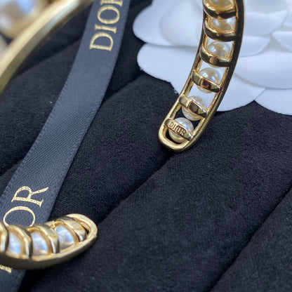 DB108   Pearl and Crystal Diamonds Medieval Letter Bracelet  Jewelry