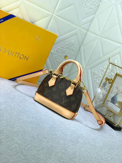 GLP06 Real Leather Bag 18x12x8CM Bags