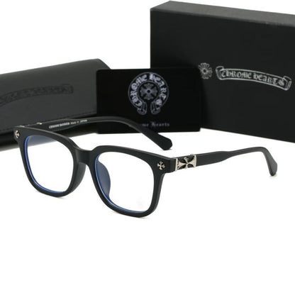 8235 Sunglasses with box