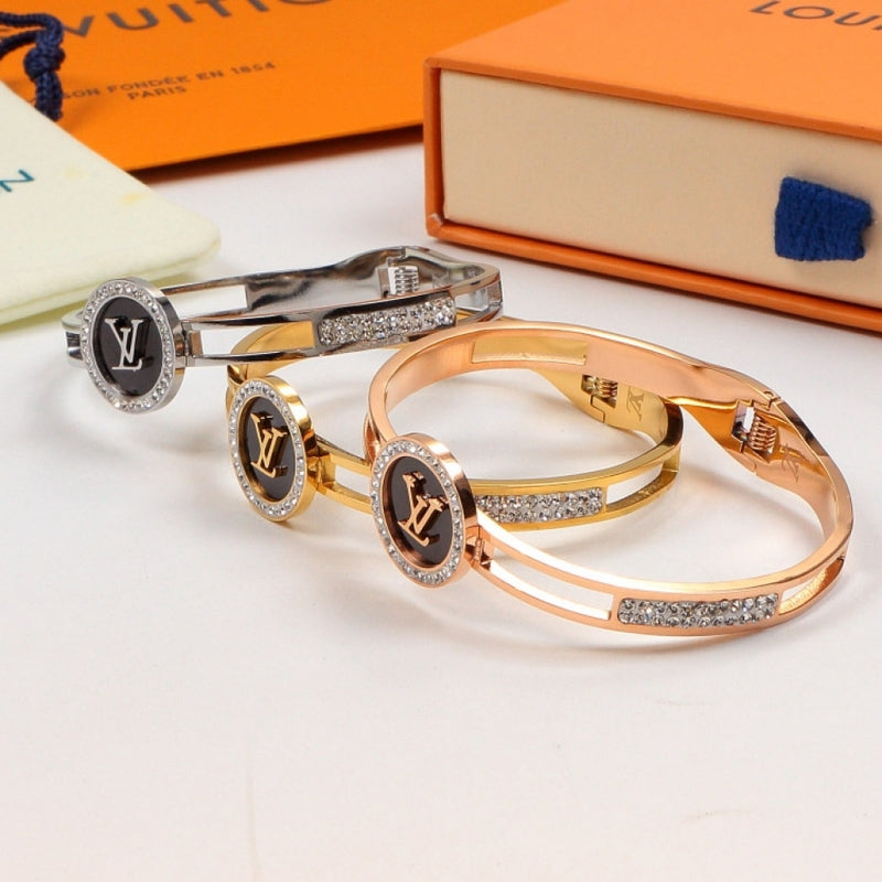 LVB108 Fashion new titanium steel round diamond letter bracelet   Jewelry