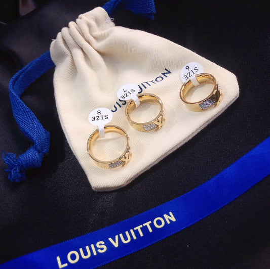 LVR036         Fashion classic ring size:6. 7.8  Jewelry