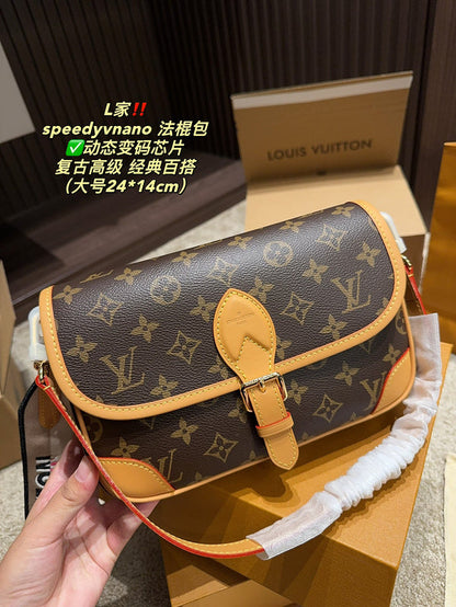 MLB2 Women's new fashion 24*14cm baguette bag