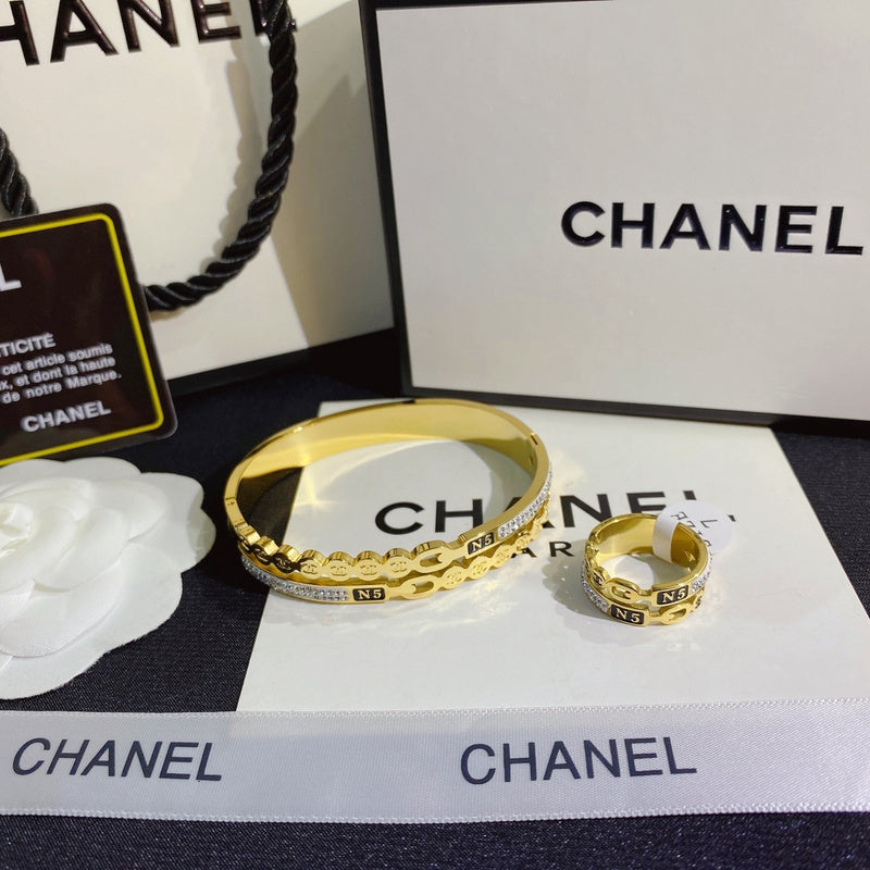LVR060     Fashion classic ring SIZE:6.7.8.9