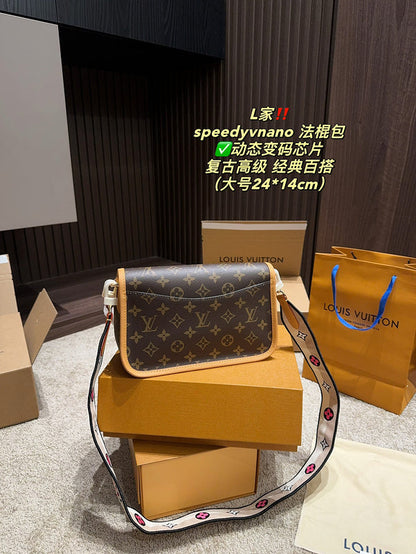 MLB2 Women's new fashion 24*14cm baguette bag
