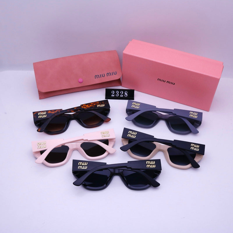 2328 Sunglasses with box