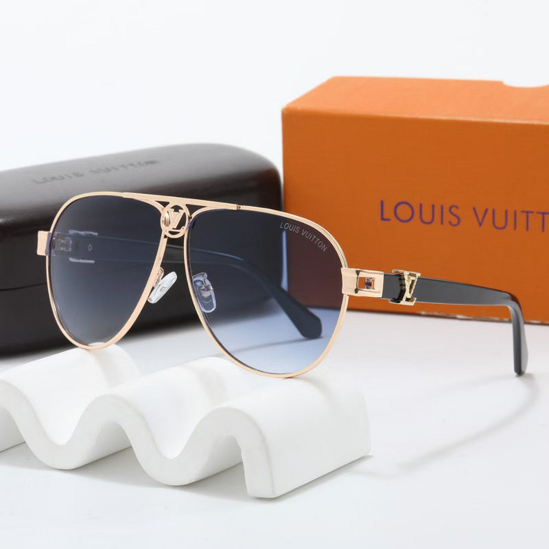 17541  Sunglasses with boxf