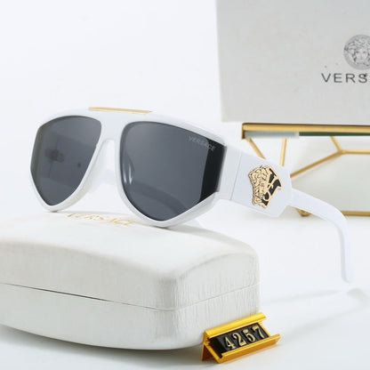 4257  Sunglasses with box