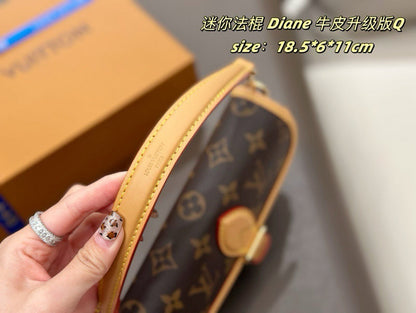 MLB6  Women's new fashion 16.5*6*11cm mini baguette bag