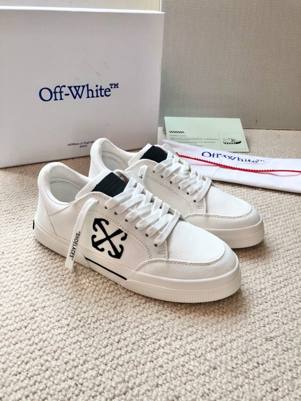 GOS13 Leather Women 35-40 Man 40-45 shoes with box
