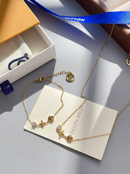 X638  Women's titanium steel necklace jewelry