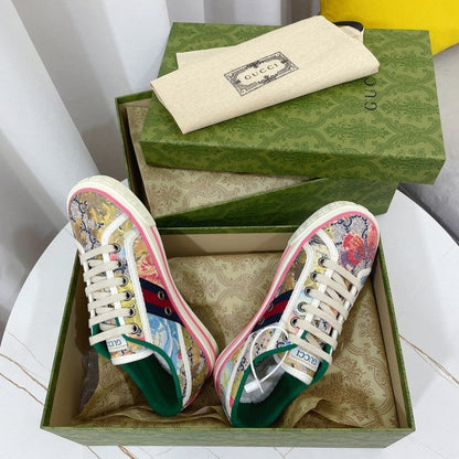 OGS18 Leather women 35-40 And men 40-44 shoes With box