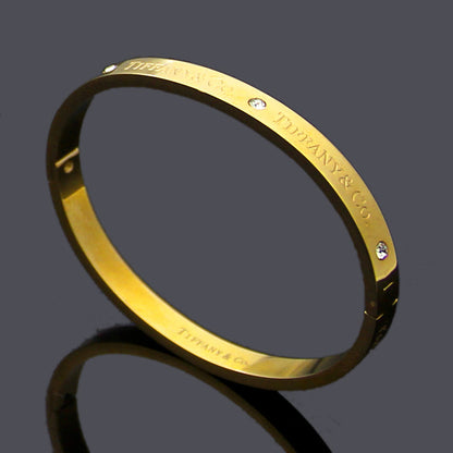S315  Exquisite stainless steel diamond jewelry TB bracelet