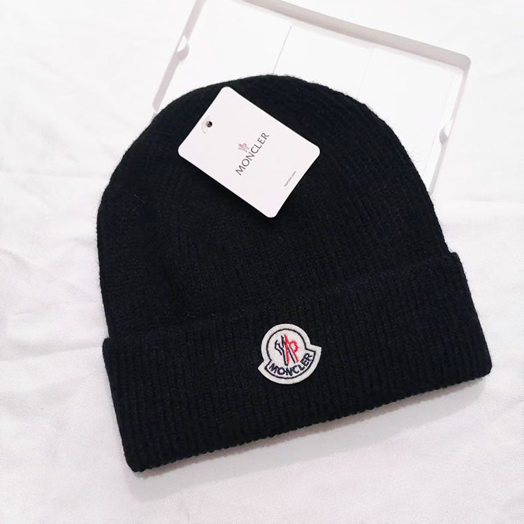 PMOH2   Core-knitted yarn hat