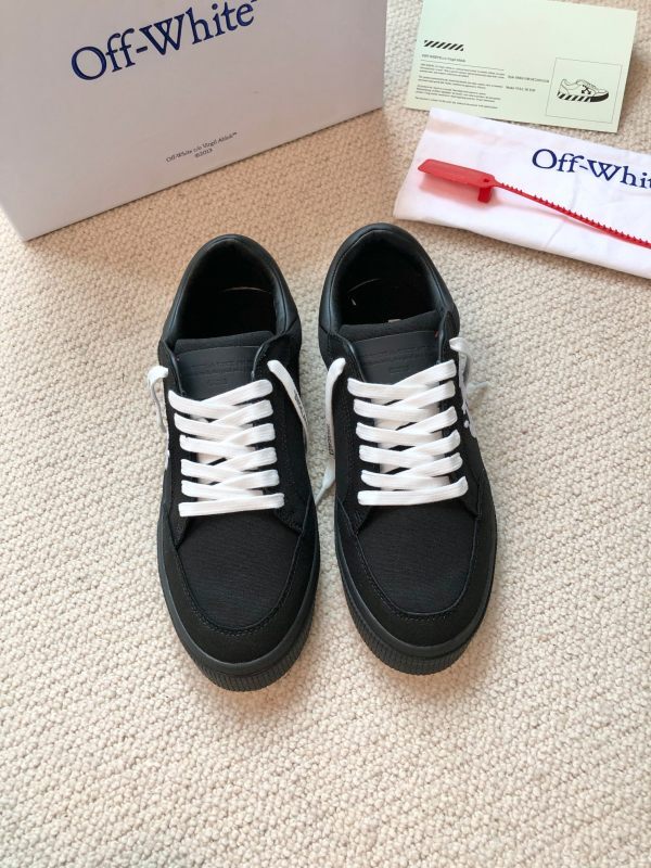 GOS13 Leather Women 35-40 Man 40-45 shoes with box