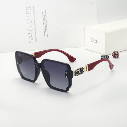 6881  Sunglasses with box