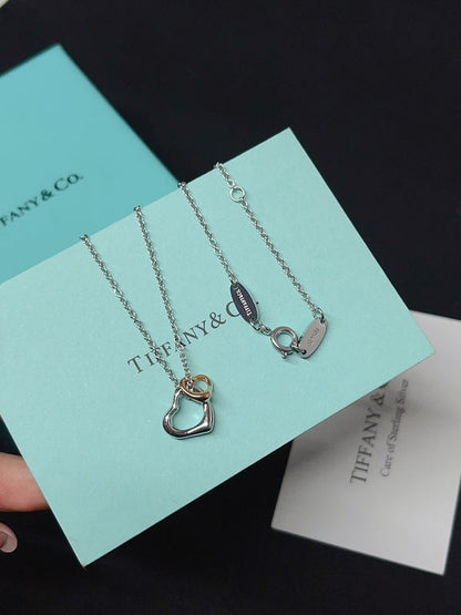 X679  Women's titanium steel heart-shaped necklace jewelry