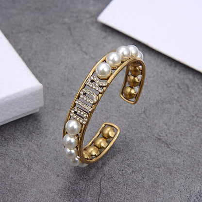 DIB21 Classic gold-plated women bracelets  Jewelry