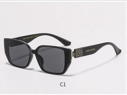 2853 Sunglasses with box