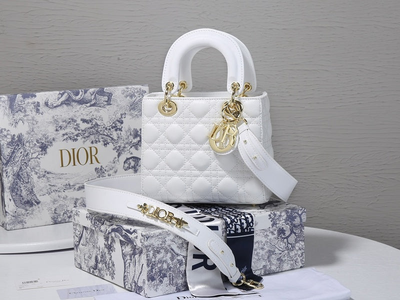 GDP4  Classic  Women's Shoulder Bag Handbag Casual Bag 20-17-9CM