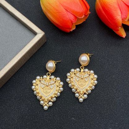 DGE10   Women's fashion earrings  Jewelry