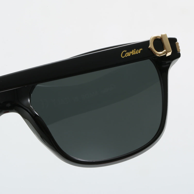 82033  Sunglasses with box