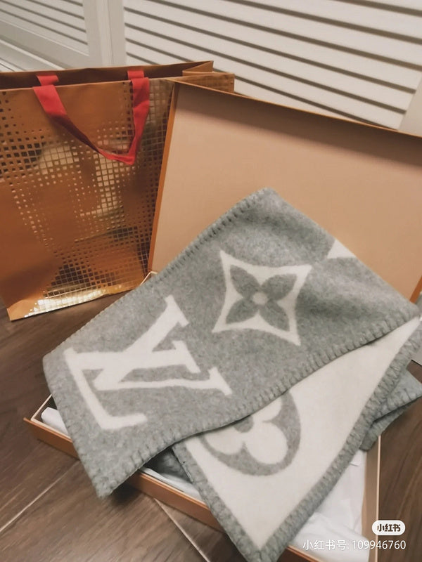 XLC49 Wool blend 26-240CM Scarf
