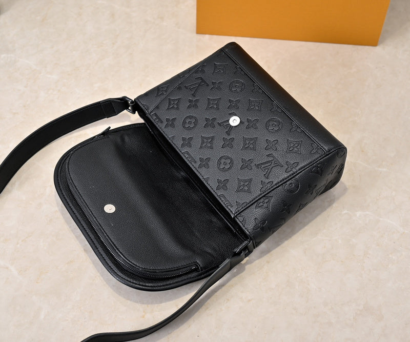 LLP016 Leather bag 26.6-17-11CM Bags