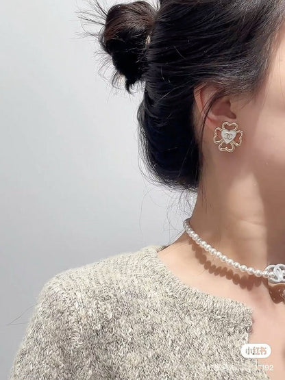 A1111  Women's new fashion heart-shaped earring jewelry