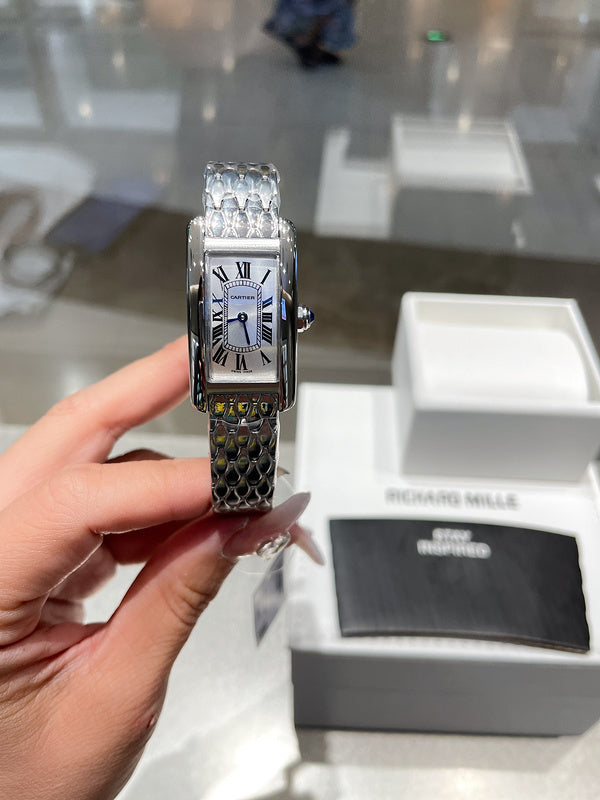CW3  Sapphire water stone crystal mirror women's watch 34.80 x 19.00 mm