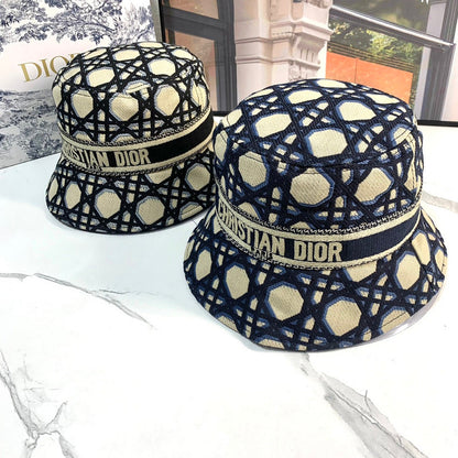 DIH33  New Sun Hat Duck Tongue Hat