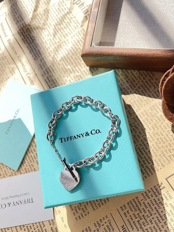 L176   Women's titanium steel bracelet jewelry