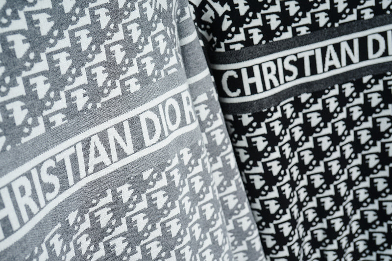 DIC190 New men's and women's autumn and winter sweaters, pullover sweaters, and clothing