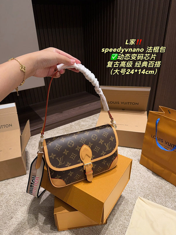 MLB2 Women's new fashion 24*14cm baguette bag