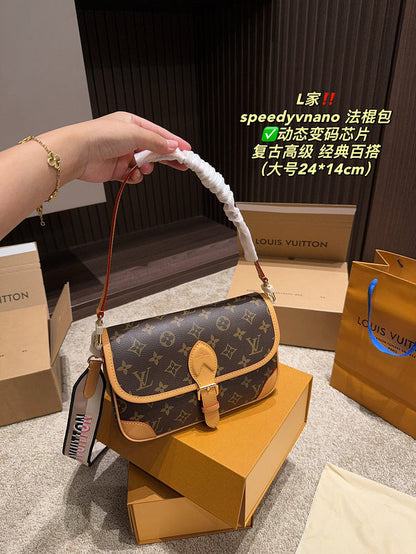 MLB2 Women's new fashion 24*14cm baguette bag