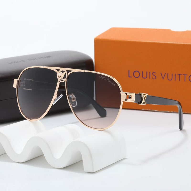 17541  Sunglasses with boxf