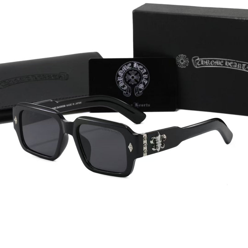 8232 Sunglasses with box