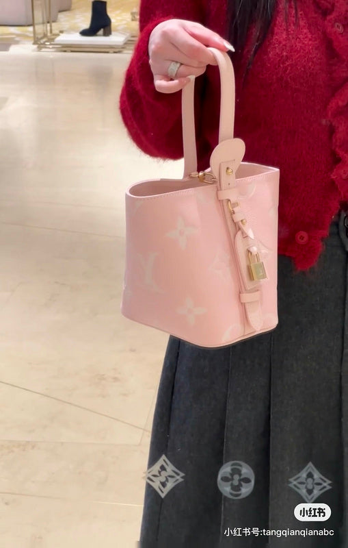 MLB4   Women's new fashion 18*16cm bucket bag