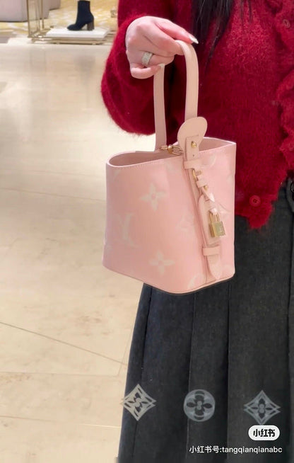 MLB4   Women's new fashion 18*16cm bucket bag