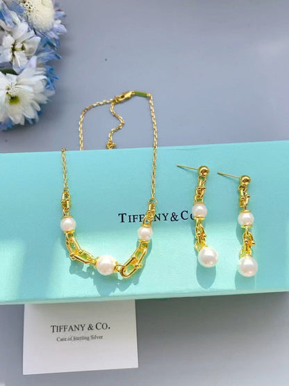A1068 Women's titanium steel earrings jewelry