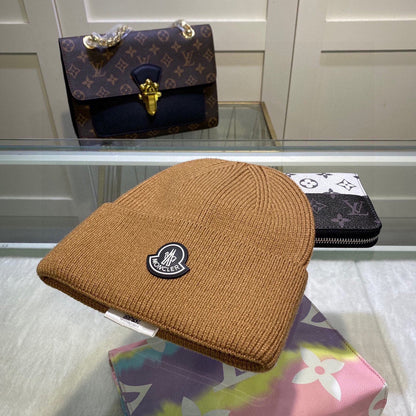 SMH5  Leather badge LOGO knitted hat