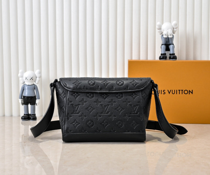 LLP016 Leather bag 26.6-17-11CM Bags