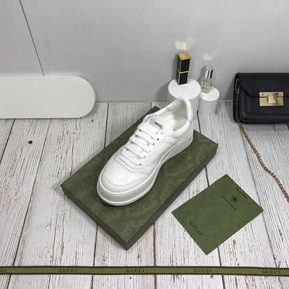 MGS40 Fashion new women and men casual shoes 35-44