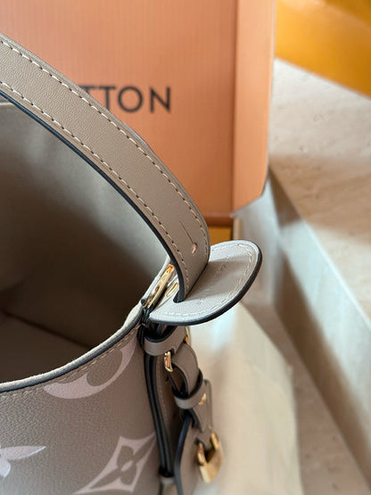 MLB4   Women's new fashion 18*16cm bucket bag