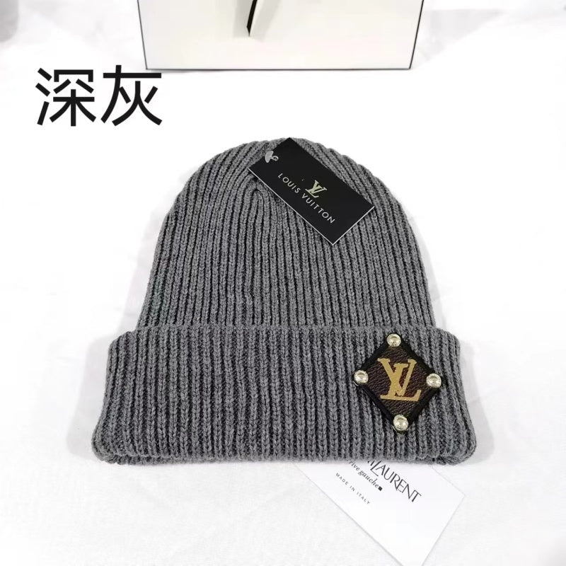 PLH2   New autumn and winter fashion vertical striped hat